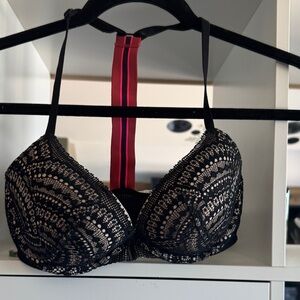 Victoria's Secret Vary Sexy Black and Cream Lace Bra